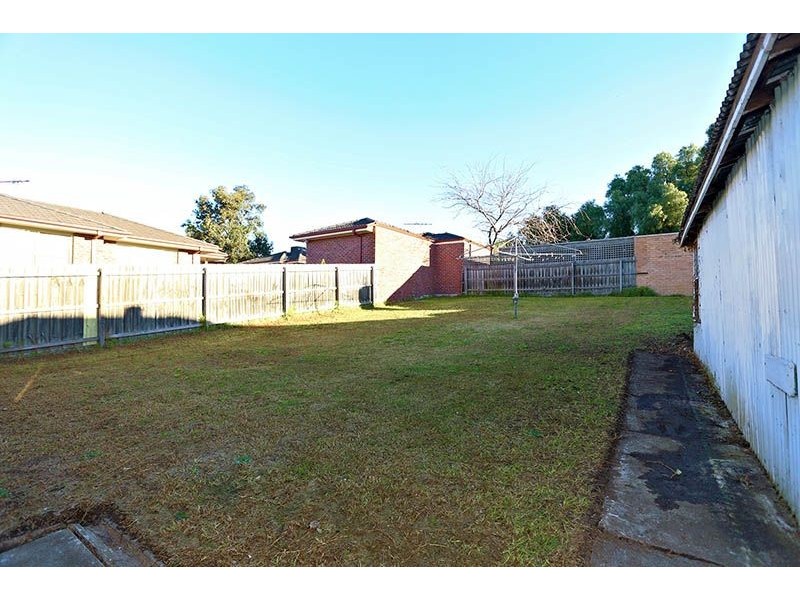 17 Chapman Avenue, Glenroy VIC 3046