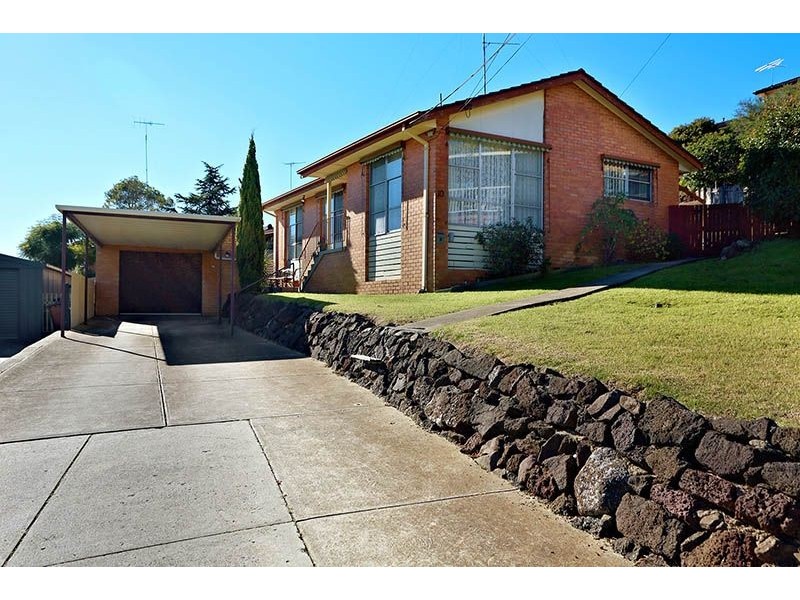 10 Rose Court, Jacana VIC 3047