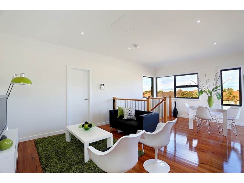 1/4 Truscott Street, Glenroy VIC 3046