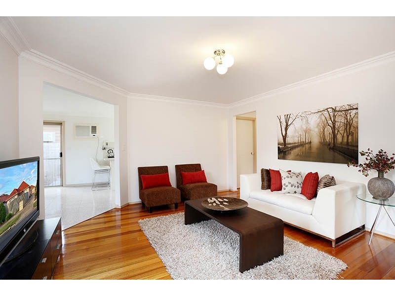 2/6 Maude Avenue, Glenroy VIC 3046