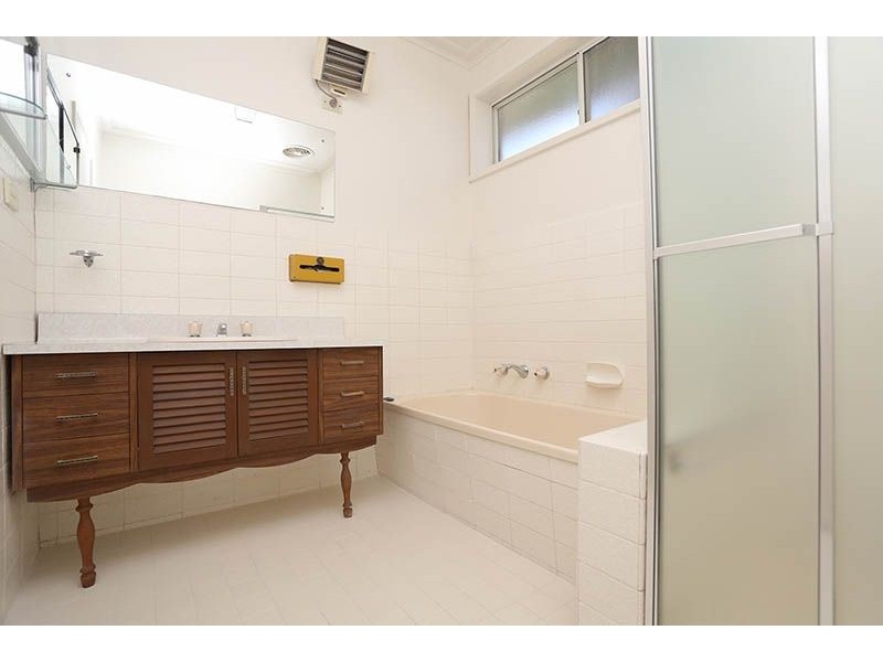 3/4 Clyde Court, Oak Park VIC 3046