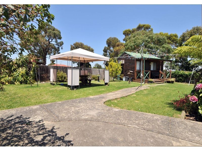 63 Loongana Avenue, Glenroy VIC 3046