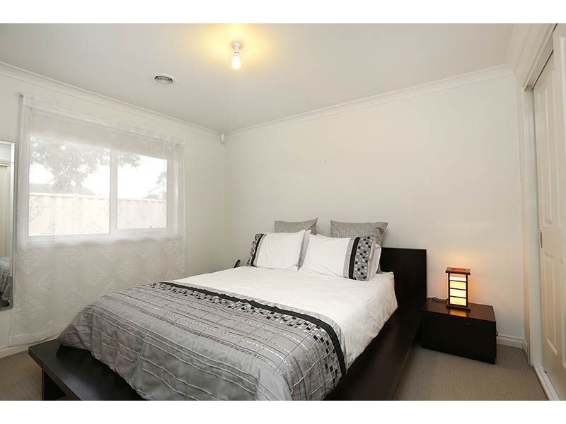 84 Glen Street, Glenroy VIC 3046