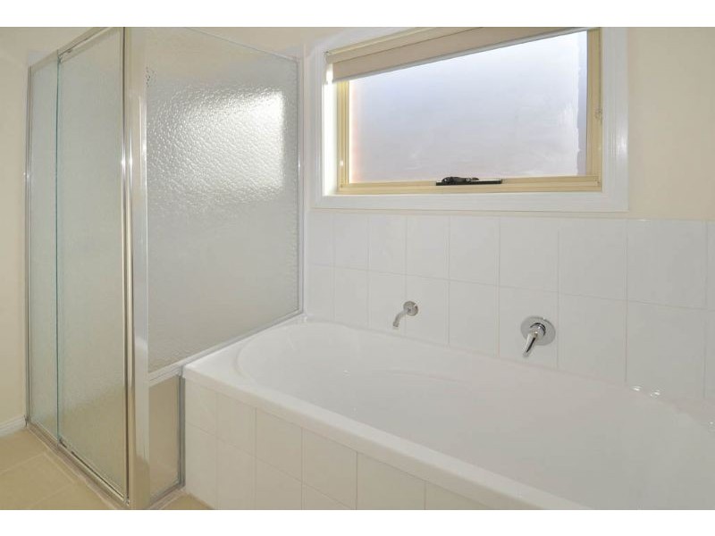 2/88 Widford Street, Glenroy VIC 3046