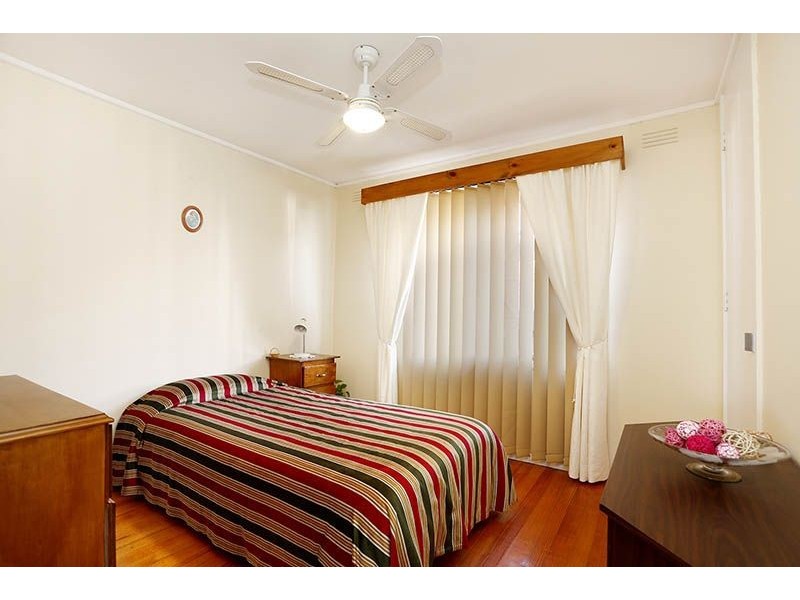 16 Rubicon Street, Dallas VIC 3047