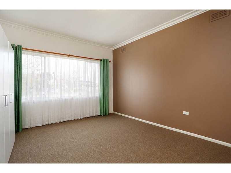 8 Acacia Street, Glenroy VIC 3046