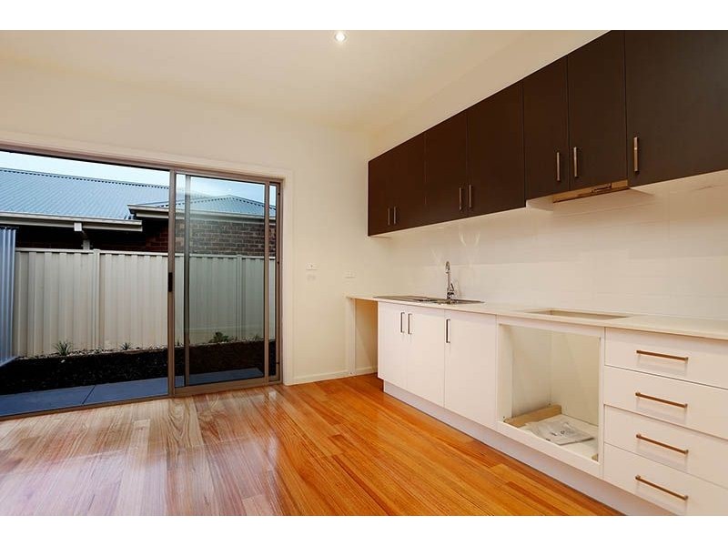8/54-56 Justin Avenue, Glenroy VIC 3046