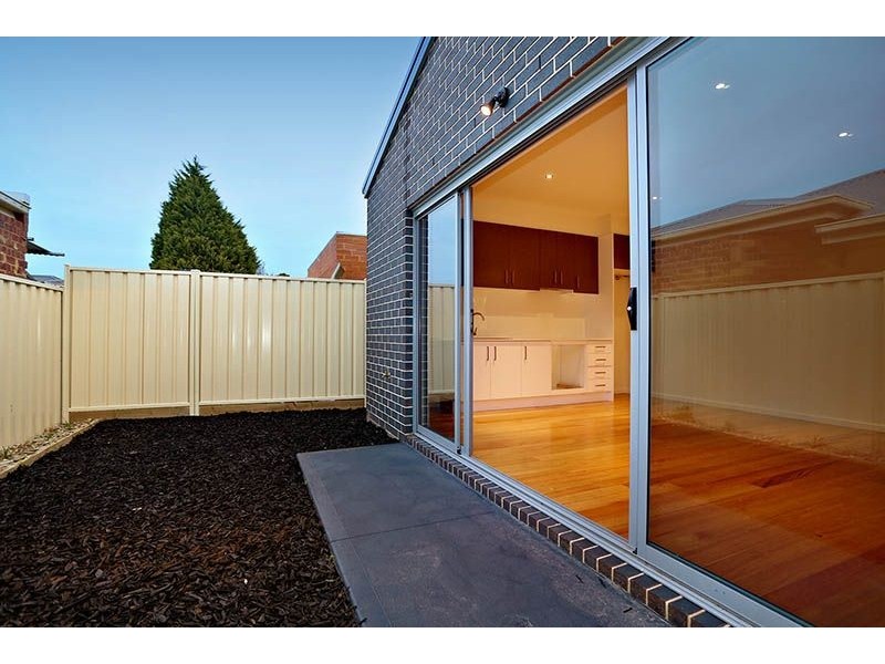8/54-56 Justin Avenue, Glenroy VIC 3046