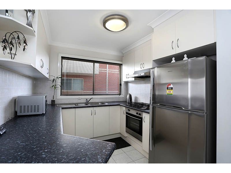 4/83 Station Road, Glenroy VIC 3046