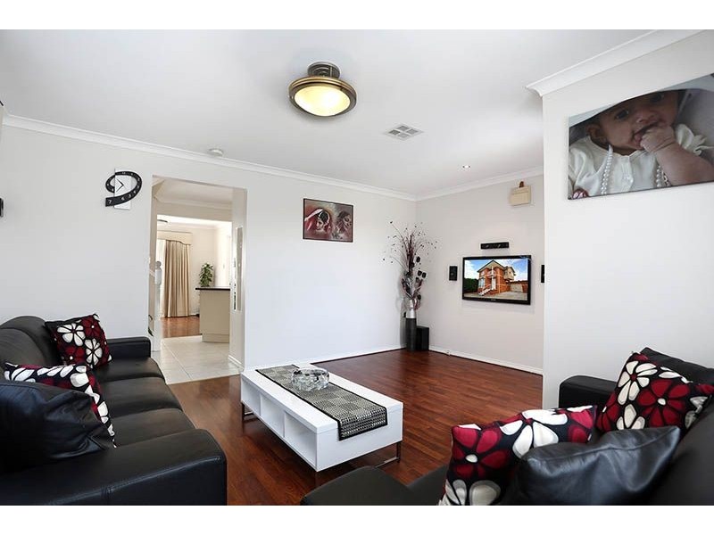 4/83 Station Road, Glenroy VIC 3046