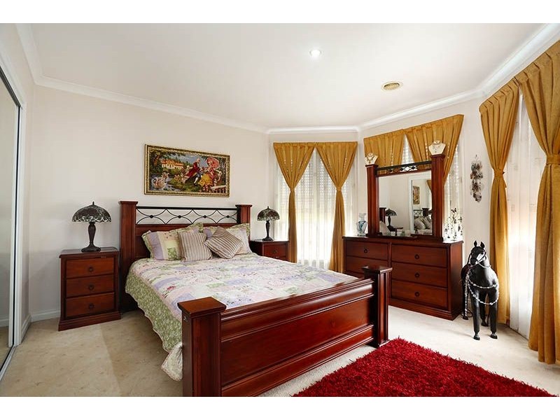 20 Dowding Close, Fawkner VIC 3060