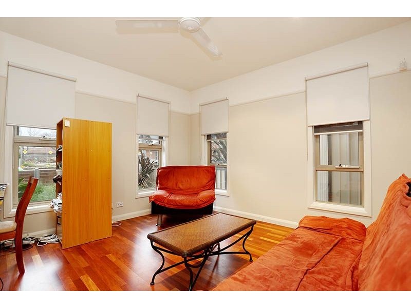 1/74 Chapman Avenue, Glenroy VIC 3046