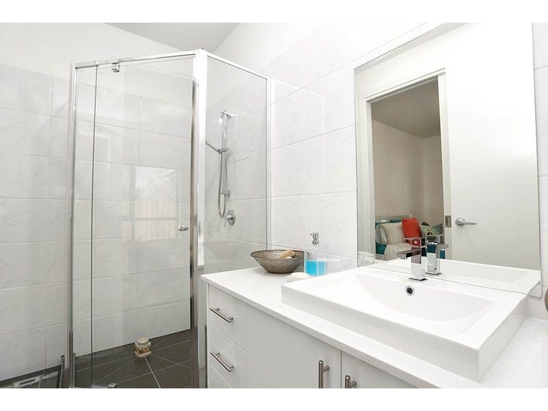 3/70 Hubert Avenue, Glenroy VIC 3046