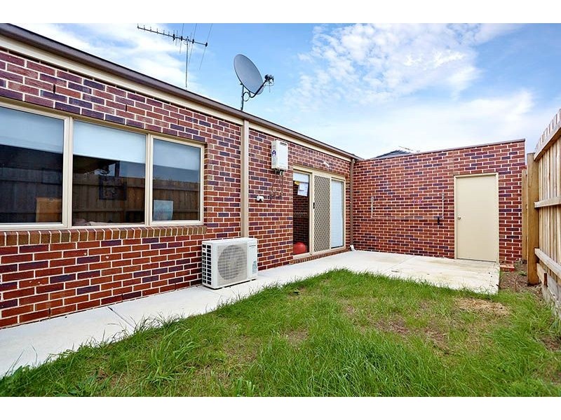 2 & 3/3 Reginald Court, Broadmeadows VIC 3047