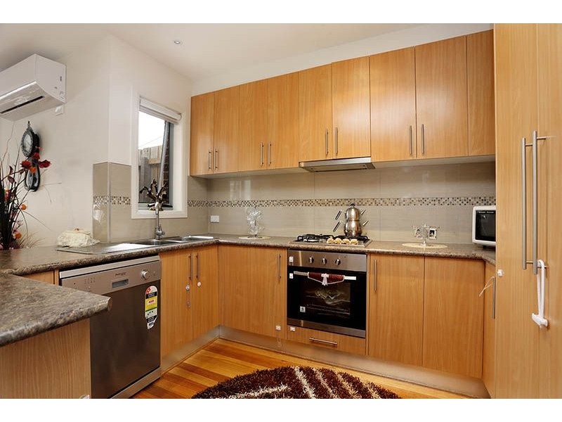 2 & 3/3 Reginald Court, Broadmeadows VIC 3047