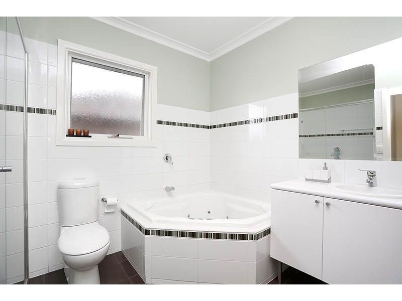 57 Farview Street, Glenroy VIC 3046