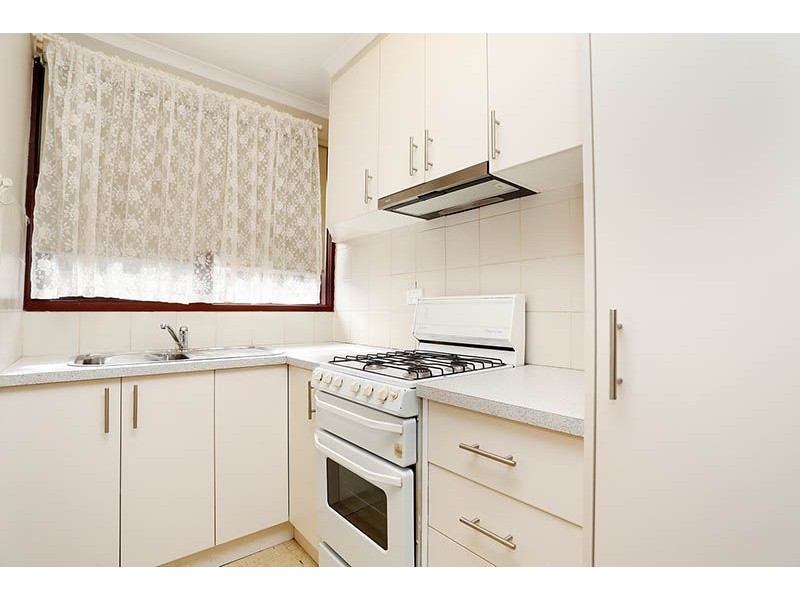 1/3 Richmond Street, Hadfield VIC 3046