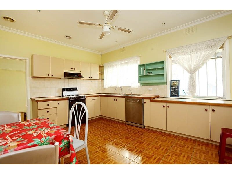 5 Hartington Street, Glenroy VIC 3046