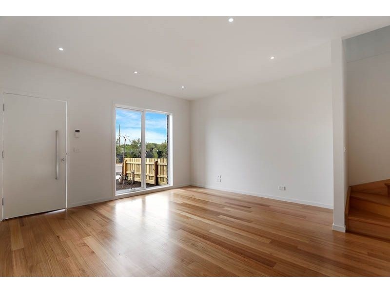 62 Langton Street, Glenroy VIC 3046