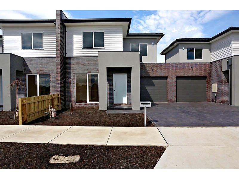 62 Langton Street, Glenroy VIC 3046