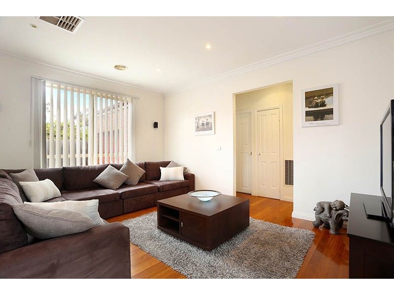 2/1 Isla Avenue, Glenroy VIC 3046