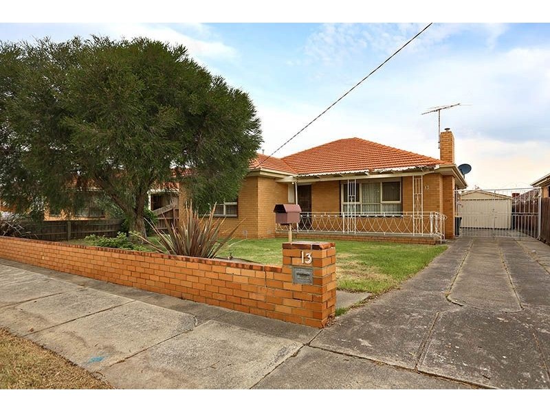 13 Lowson Street, Fawkner VIC 3060