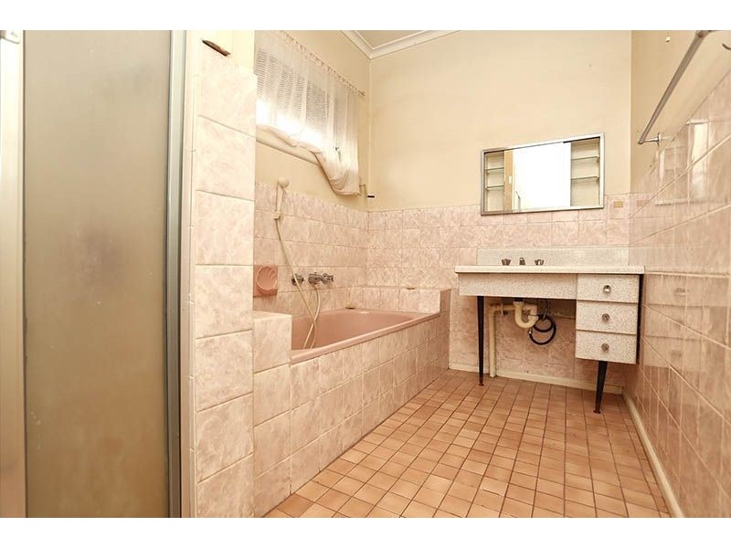 13 Lowson Street, Fawkner VIC 3060