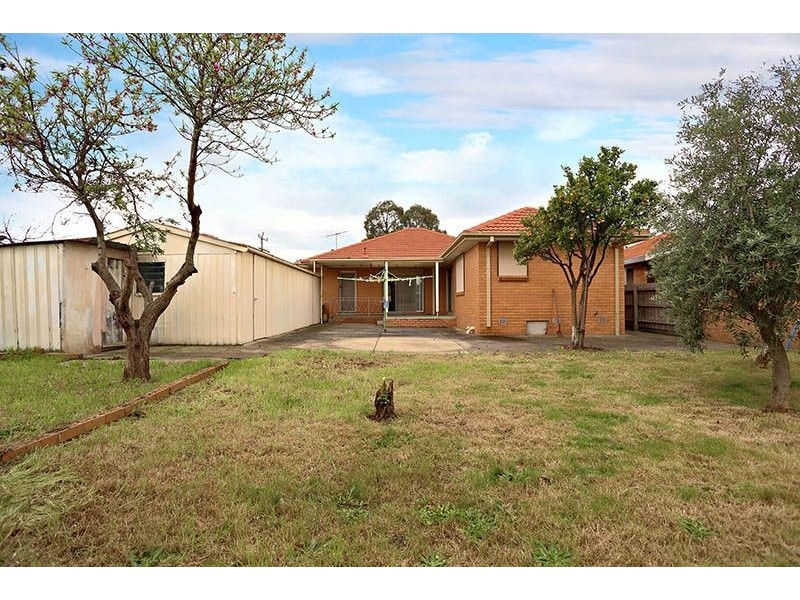 13 Lowson Street, Fawkner VIC 3060