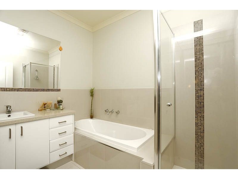 3/74 Chapman Avenue, Glenroy VIC 3046