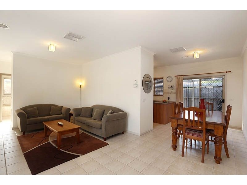 8a Acacia Street, Glenroy VIC 3046