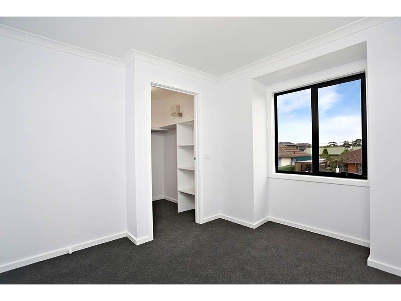 2/51 Jacana Avenue, Broadmeadows VIC 3047
