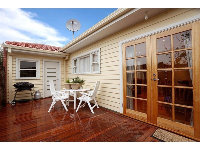 2/12 David Street, Hadfield VIC 3046