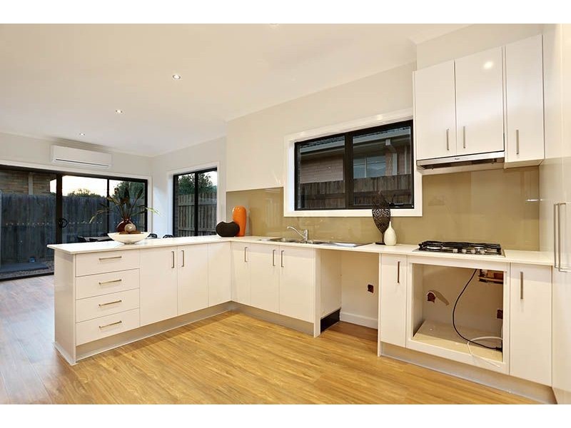 65 Plumpton Avenue, Glenroy VIC 3046