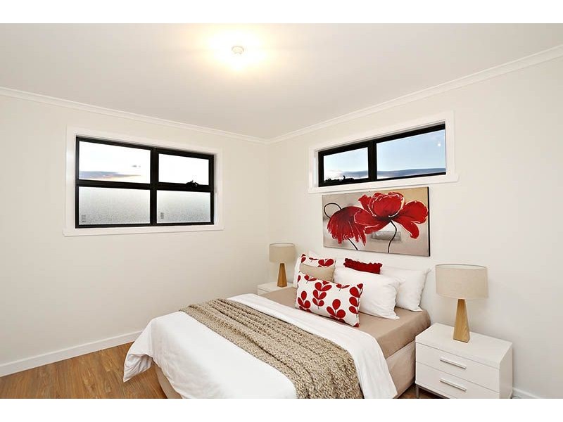 65 Plumpton Avenue, Glenroy VIC 3046