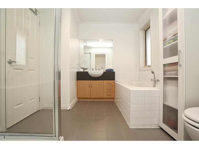 84 Glen Street, Glenroy VIC 3046