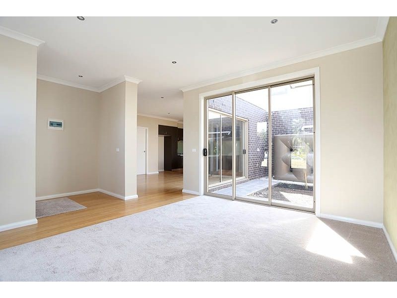2/58 Hilda Street, Glenroy VIC 3046