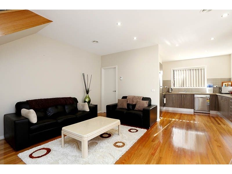 2/19 Gosford Crescent, Broadmeadows VIC 3047