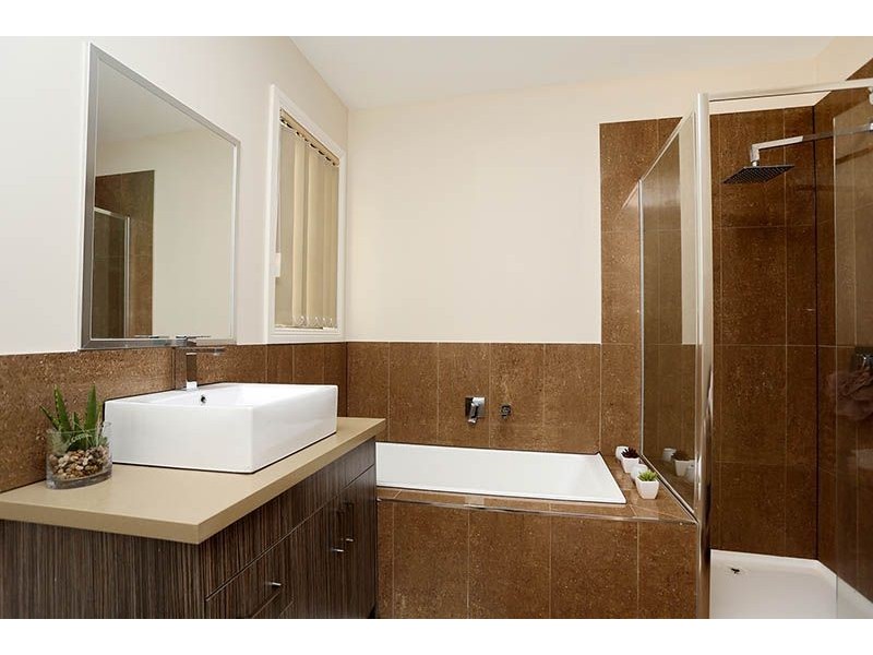 2/19 Gosford Crescent, Broadmeadows VIC 3047