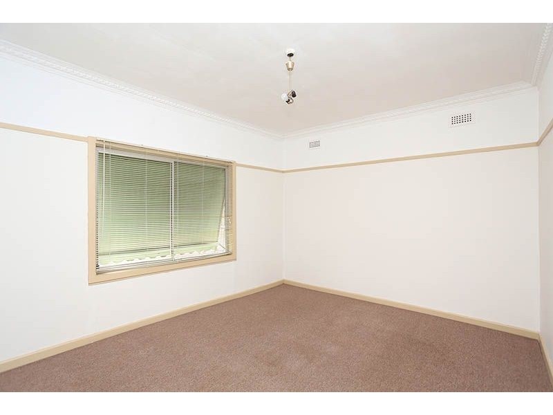 52 Farview Street, Glenroy VIC 3046