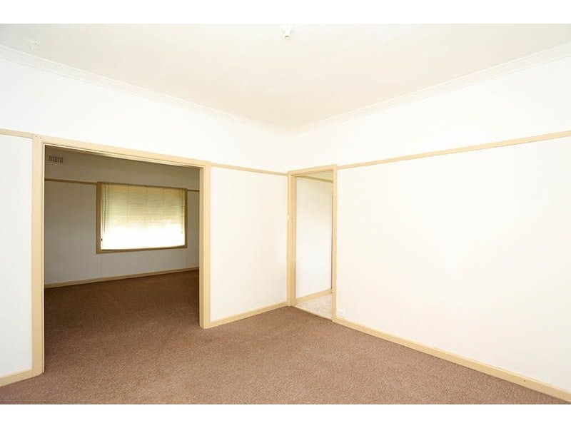 52 Farview Street, Glenroy VIC 3046