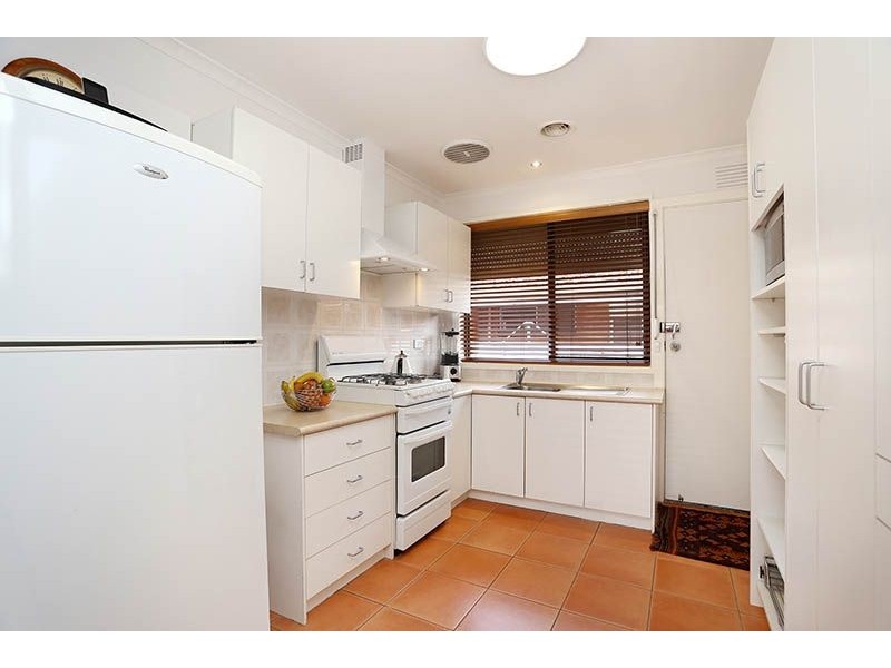 2/9-11 Everard Street, Glenroy VIC 3046