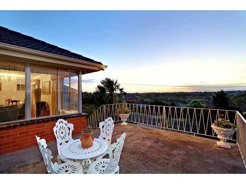 120 Outlook Drive, Glenroy VIC 3046