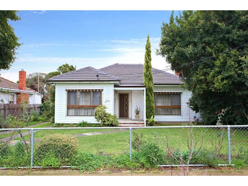 35 Salisbury Street, Glenroy VIC 3046