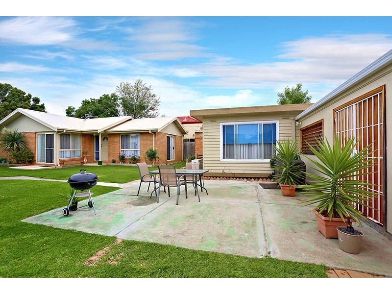 12 Joffre Road, Pascoe Vale VIC 3044