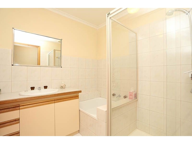 4/4 Murrell Street, Glenroy VIC 3046