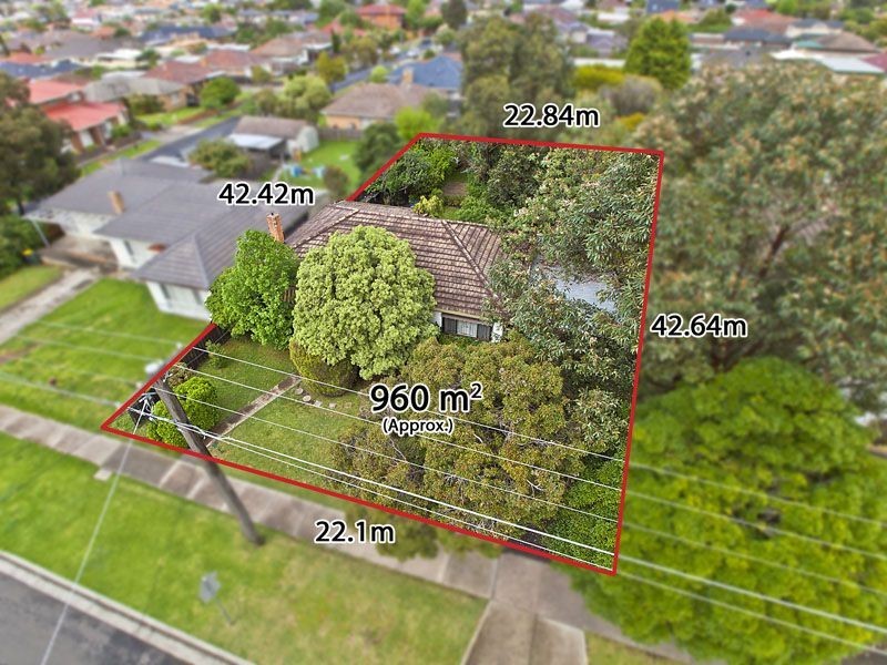 27 Melbourne Avenue, Glenroy VIC 3046