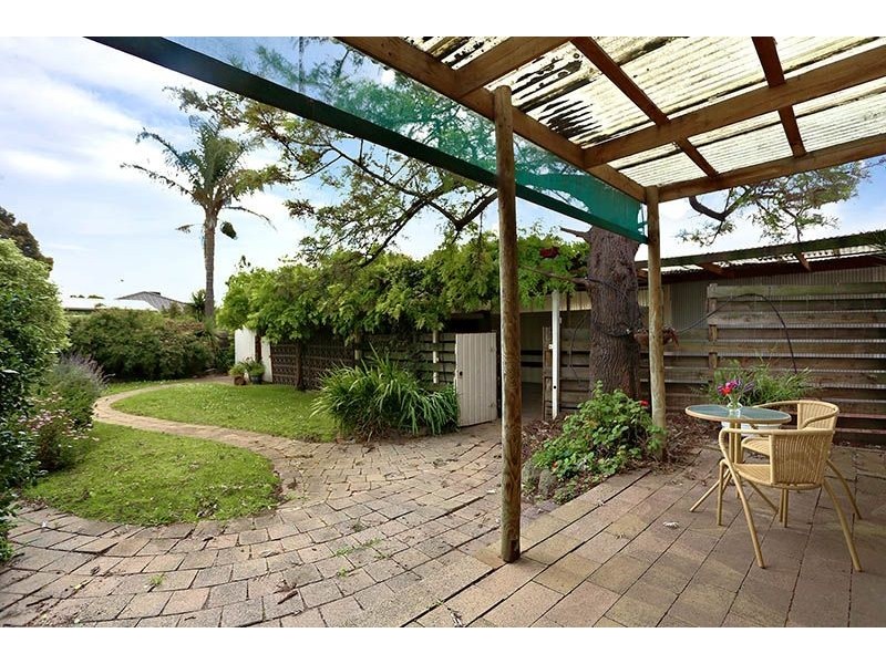 43 Dickinson Street, Hadfield VIC 3046