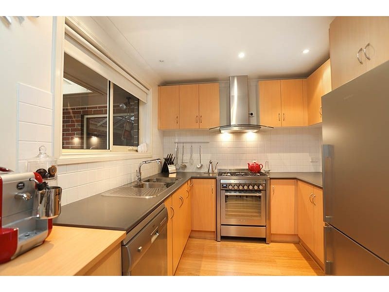 84 Glen Street, Glenroy VIC 3046