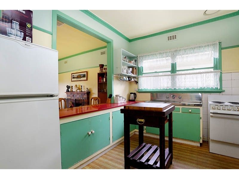 81 Farview Street, Glenroy VIC 3046