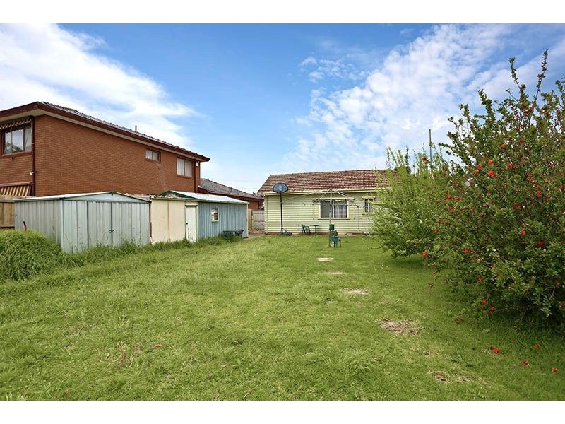 81 Farview Street, Glenroy VIC 3046